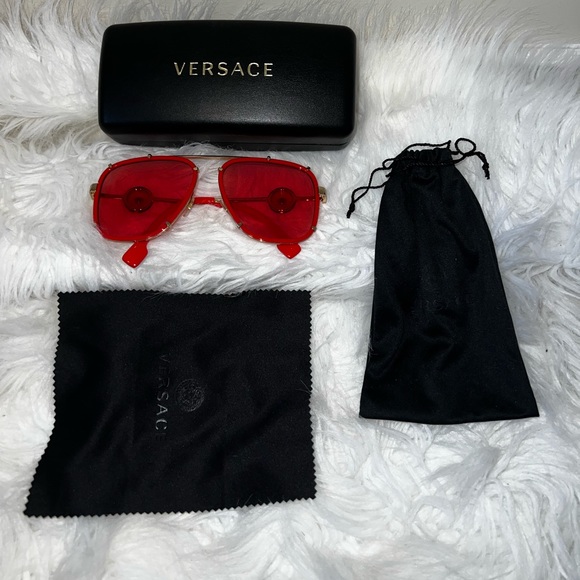 Versace VE 2233 Sunglasses - Red - Picture 2 of 3